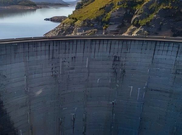 水力發(fā)電基礎(chǔ)設(shè)施 | 存在混凝土老化的風(fēng)險(xiǎn) 1 水力發(fā)電設(shè)施混凝土外加劑